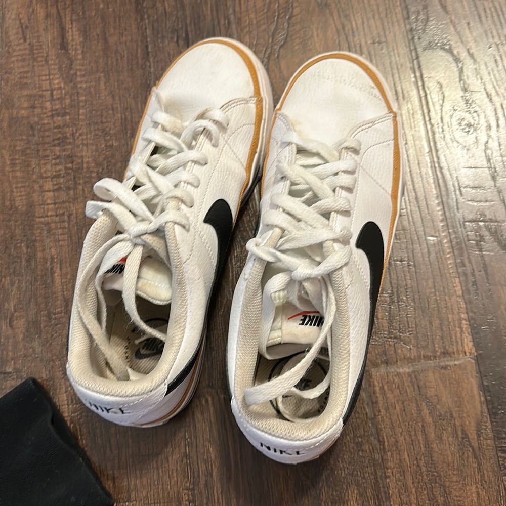 Nike shoes